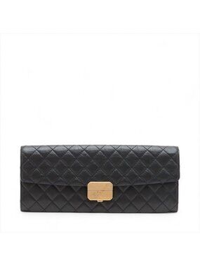 Chanel Clutch 26 Quilted